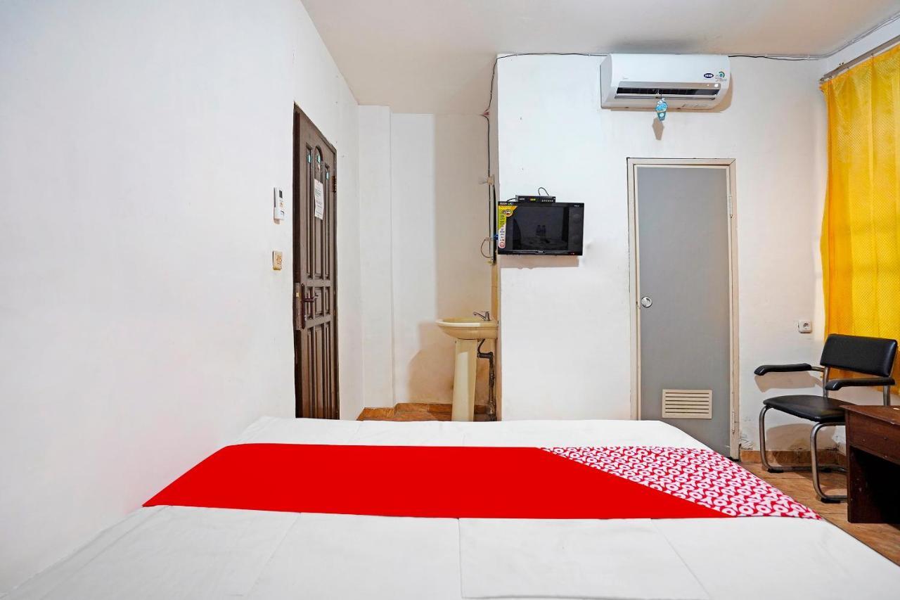 Oyo 91390 Kost Grand Royal Elite Hotel Surabaya Ngoại thất bức ảnh