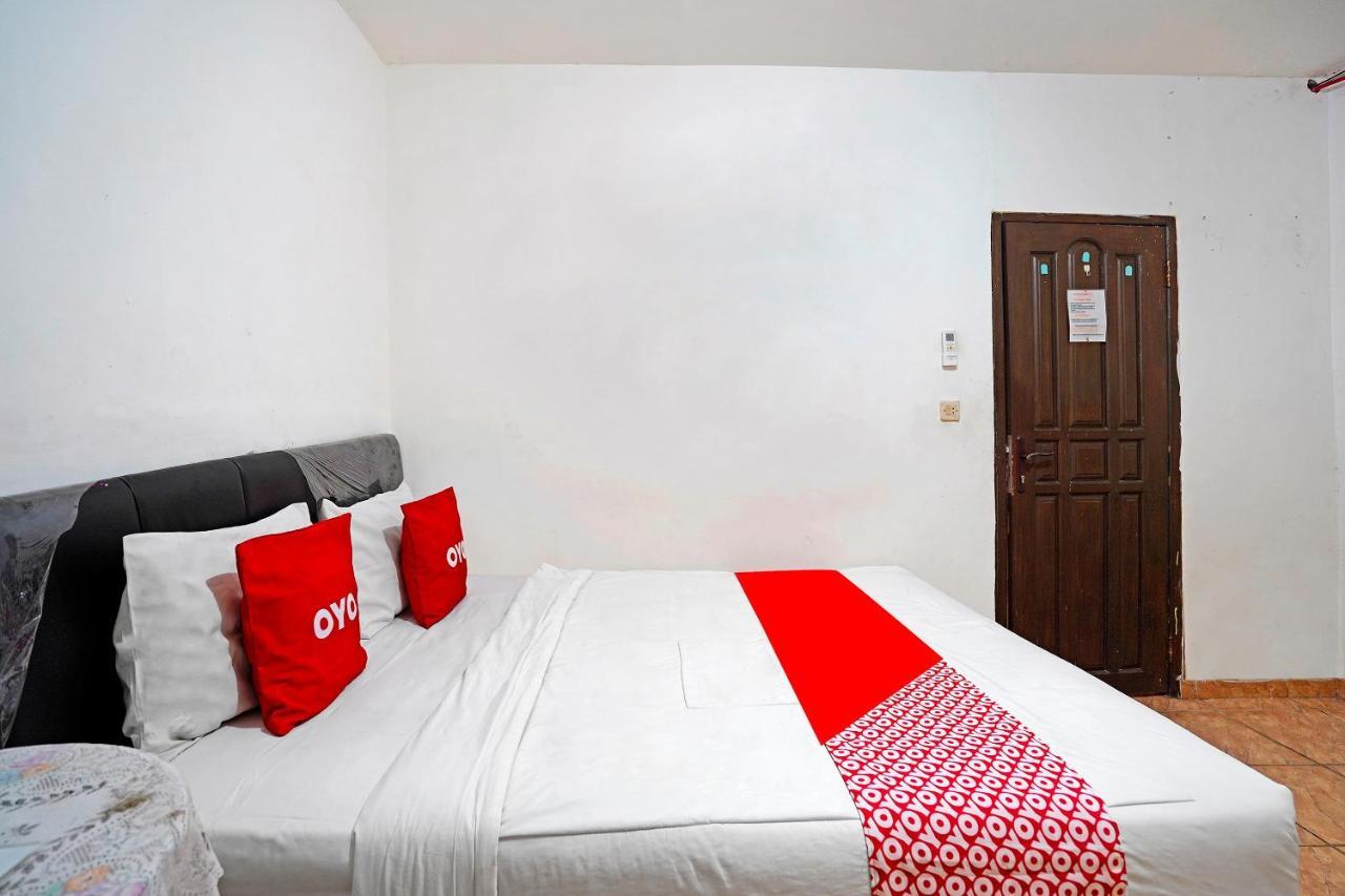 Oyo 91390 Kost Grand Royal Elite Hotel Surabaya Ngoại thất bức ảnh