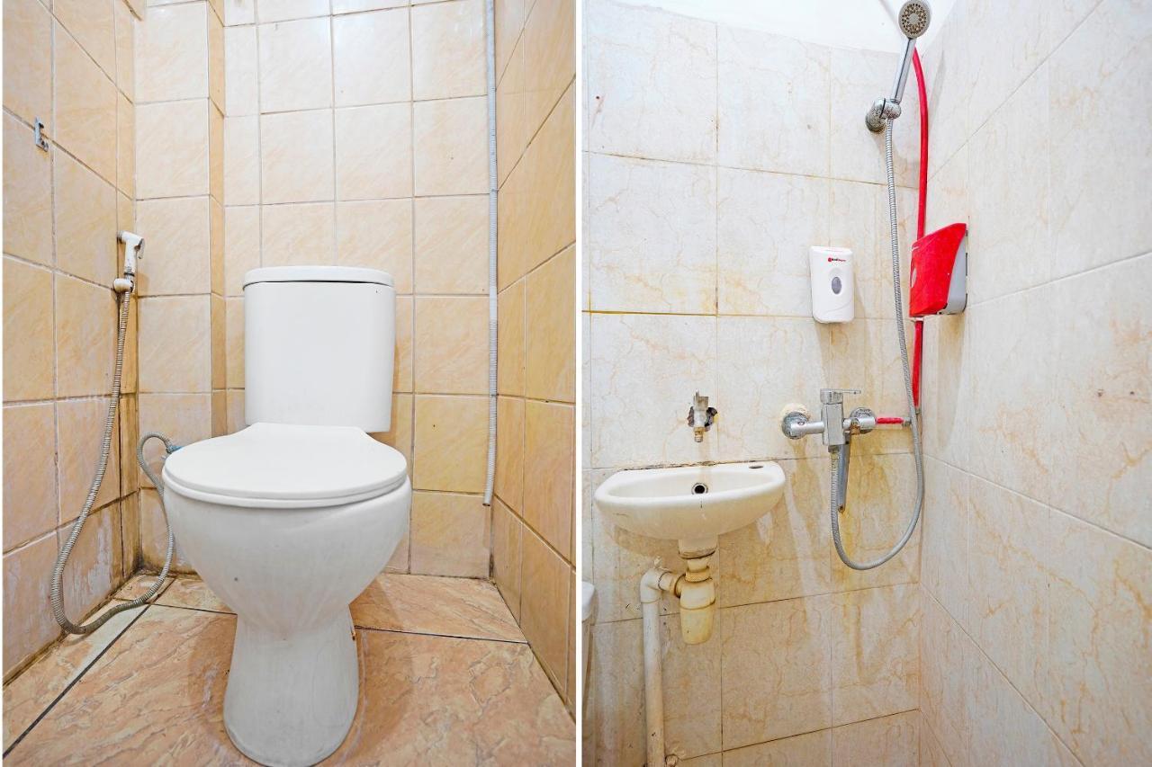Oyo 91390 Kost Grand Royal Elite Hotel Surabaya Ngoại thất bức ảnh